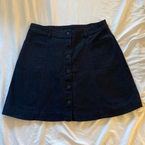 Black button up jean skirt with pockets